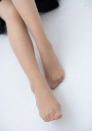 19岁女大学生撞脸孙颖莎被求合影
