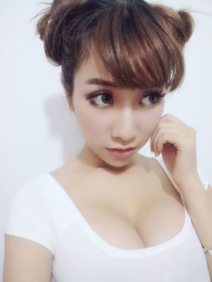 一代女皇艳史版看完正版多少钱啊