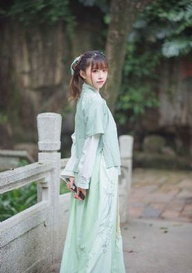 电影黑鸟