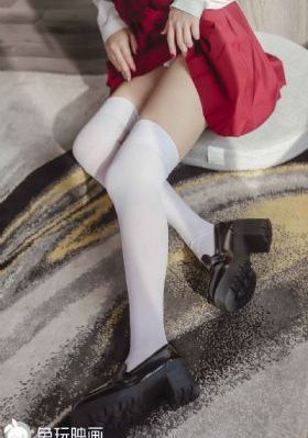 漂亮的小保姆