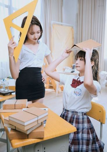 成人黄色视频